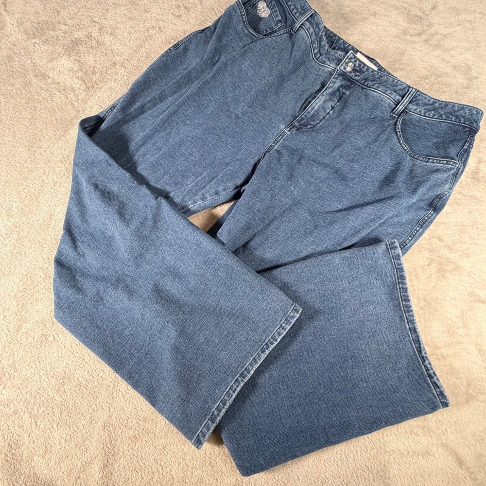 Quacker Factory DreamJeannes Blue Straight Leg Rhinestone Heart Jeans 22W